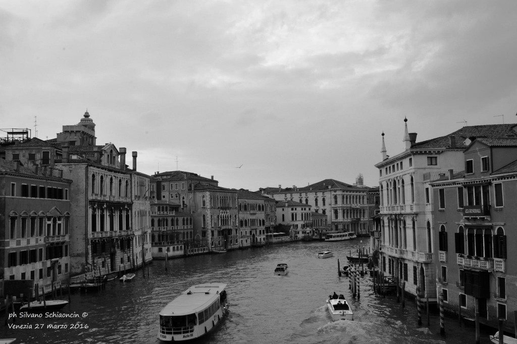 Venezia_giochi_in_bianco_e_nero_foto_45