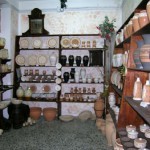 Squillace_ceramiche tipiche in bottega artigiana